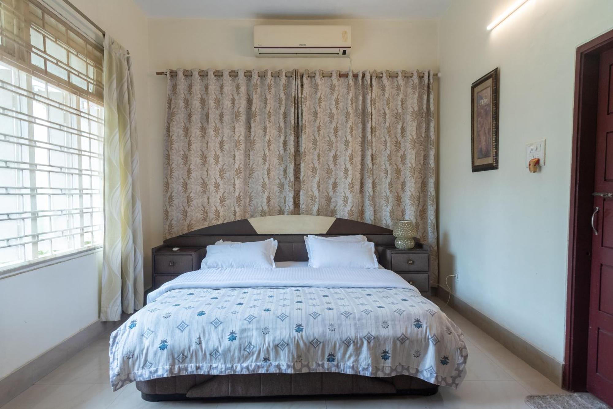 The Urban Grandeur 1 Bed and Breakfast Guwahati Eksteriør billede