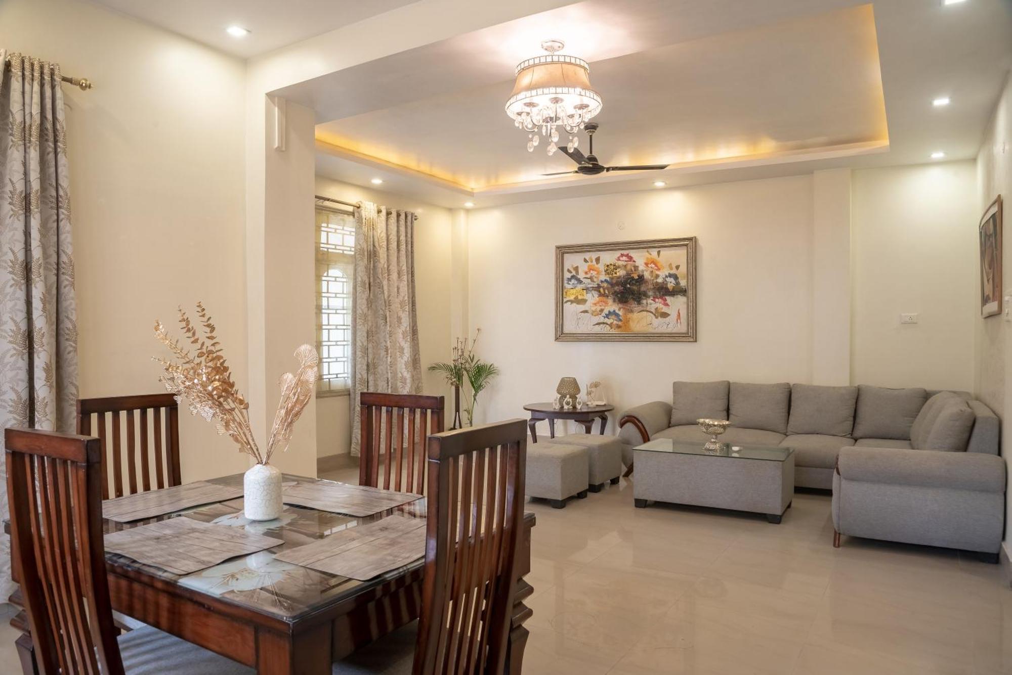 The Urban Grandeur 1 Bed and Breakfast Guwahati Eksteriør billede