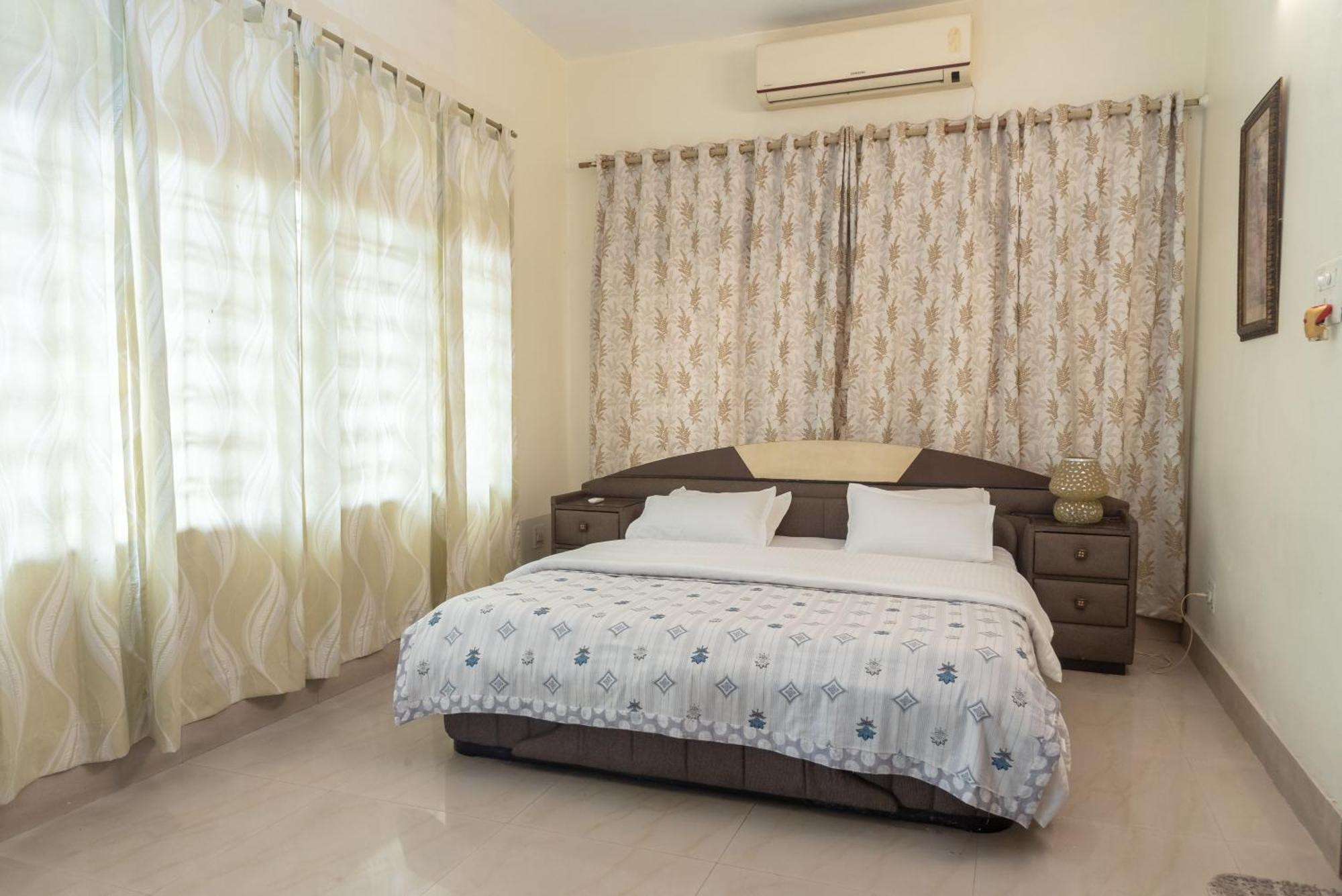 The Urban Grandeur 1 Bed and Breakfast Guwahati Eksteriør billede