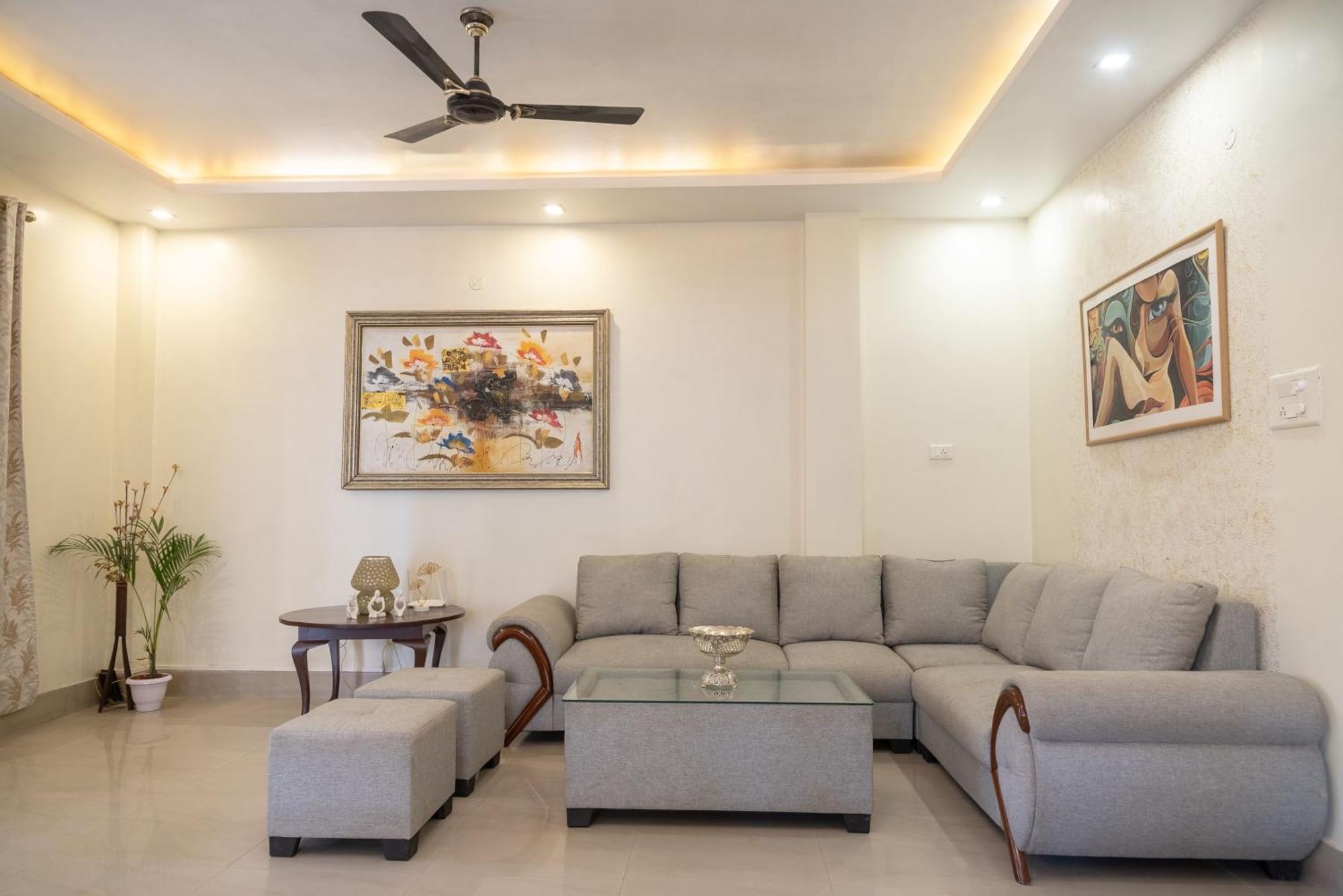 The Urban Grandeur 1 Bed and Breakfast Guwahati Eksteriør billede