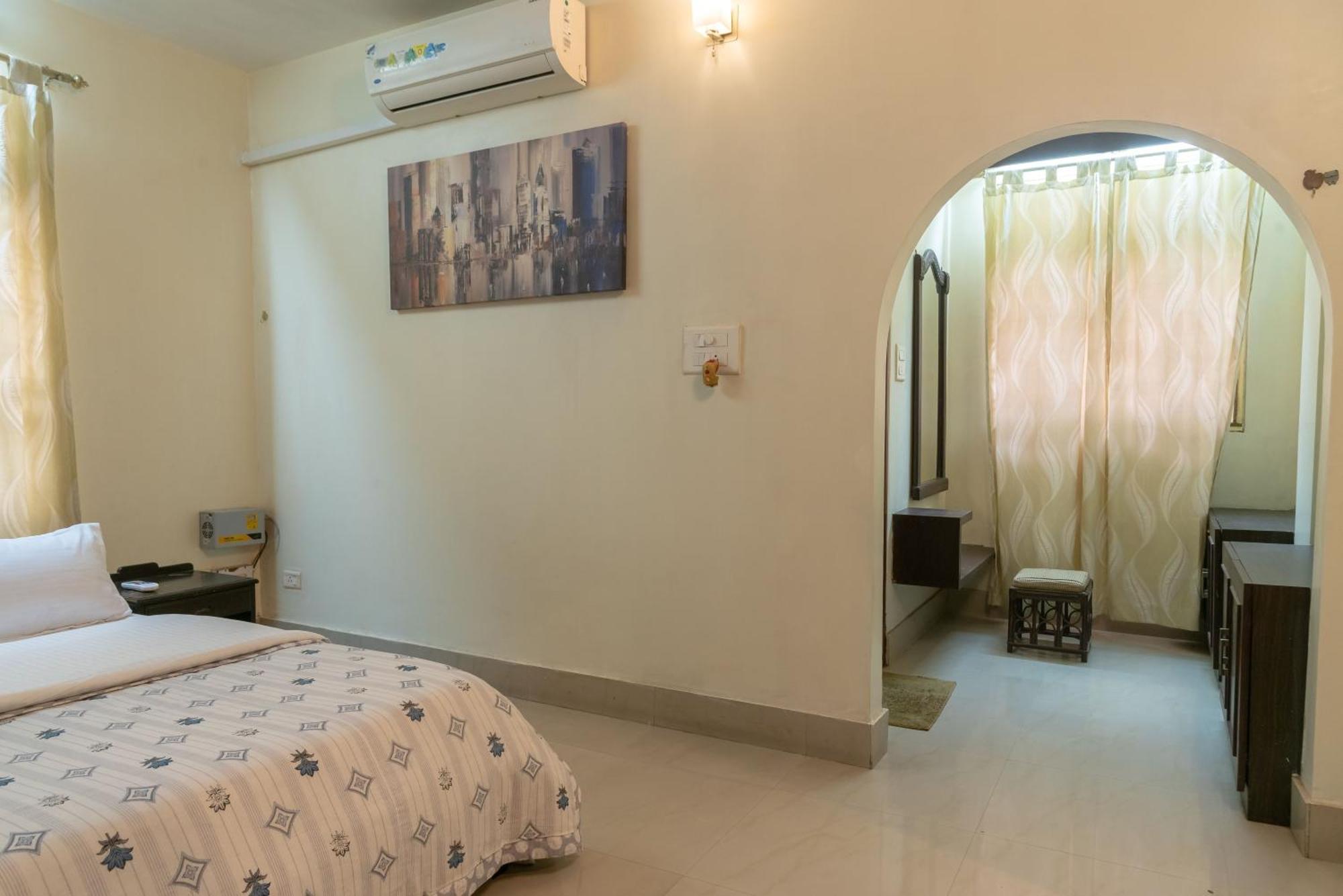 The Urban Grandeur 1 Bed and Breakfast Guwahati Eksteriør billede