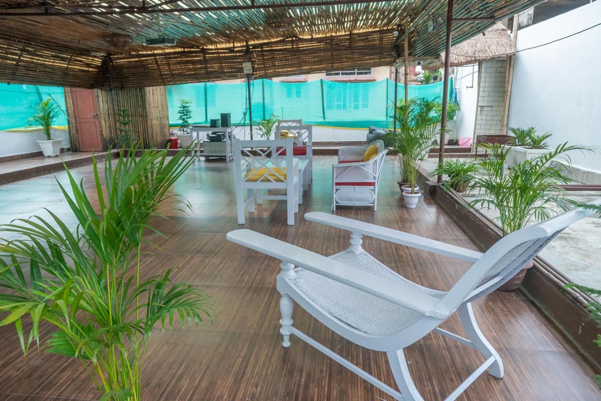 The Urban Grandeur 1 Bed and Breakfast Guwahati Eksteriør billede